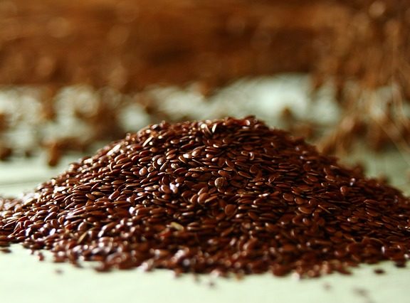 Flax seeds (or linseeds)
