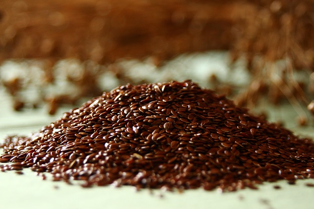 Flax seeds (or linseeds)